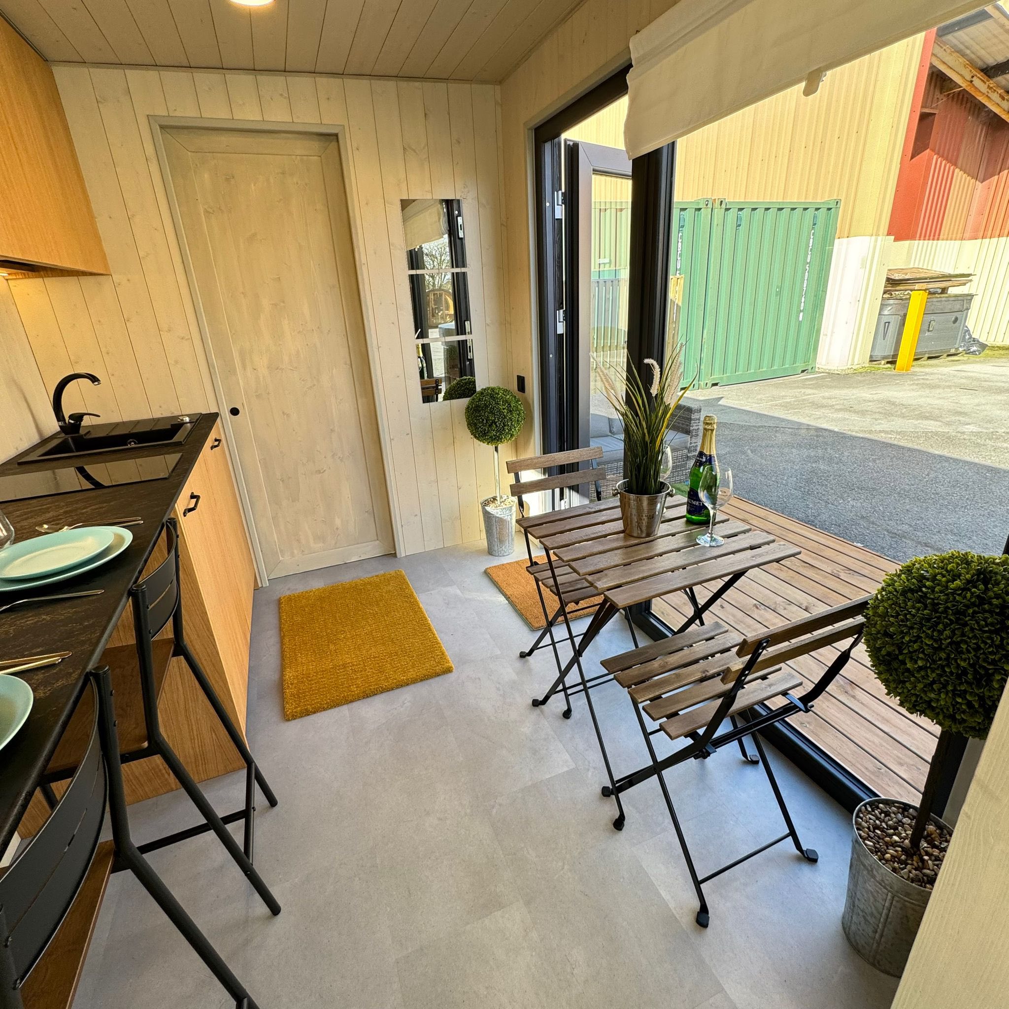 Luxury Glamping Pod Newcastle - Image 11
