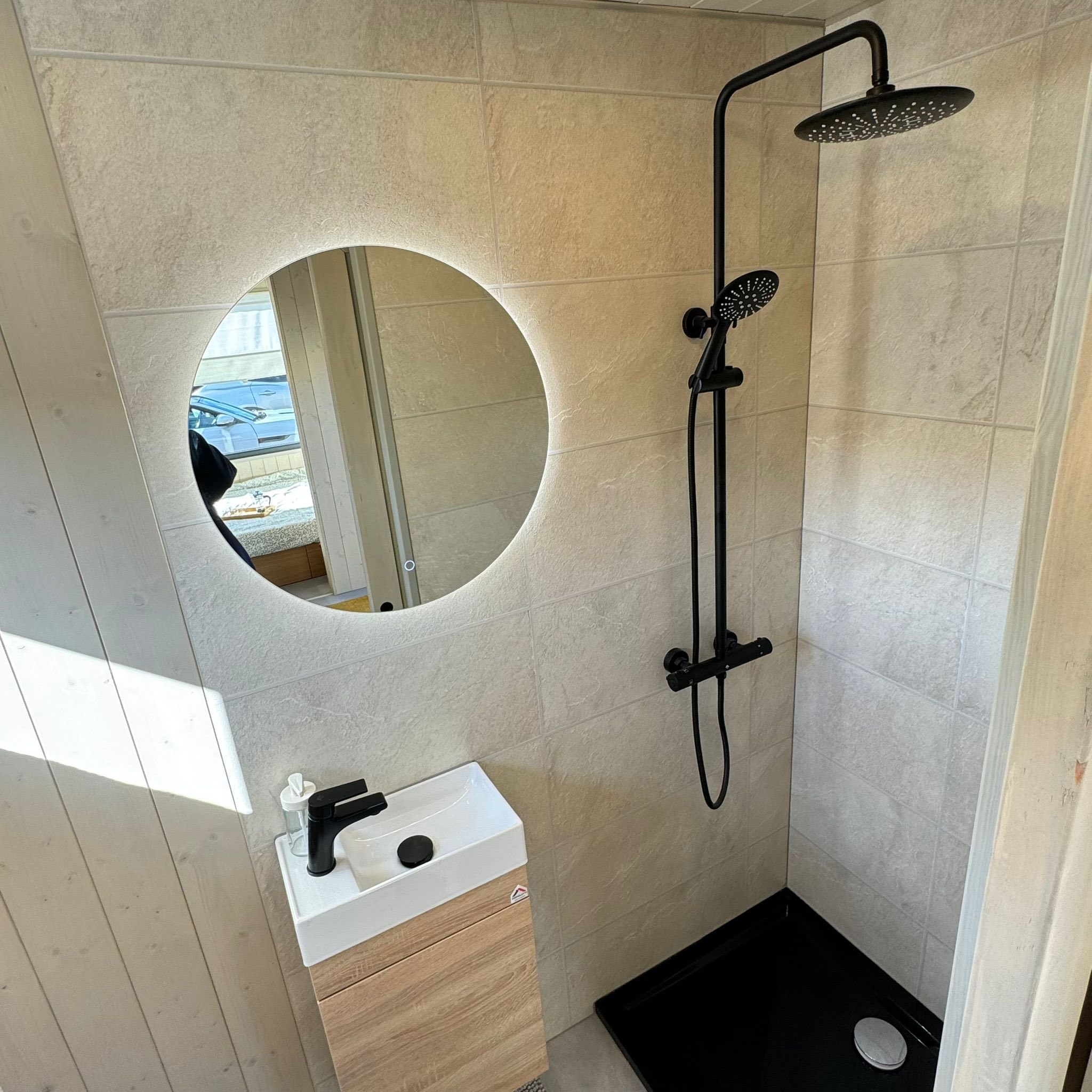 Luxury Glamping Pod Newcastle - Image 5