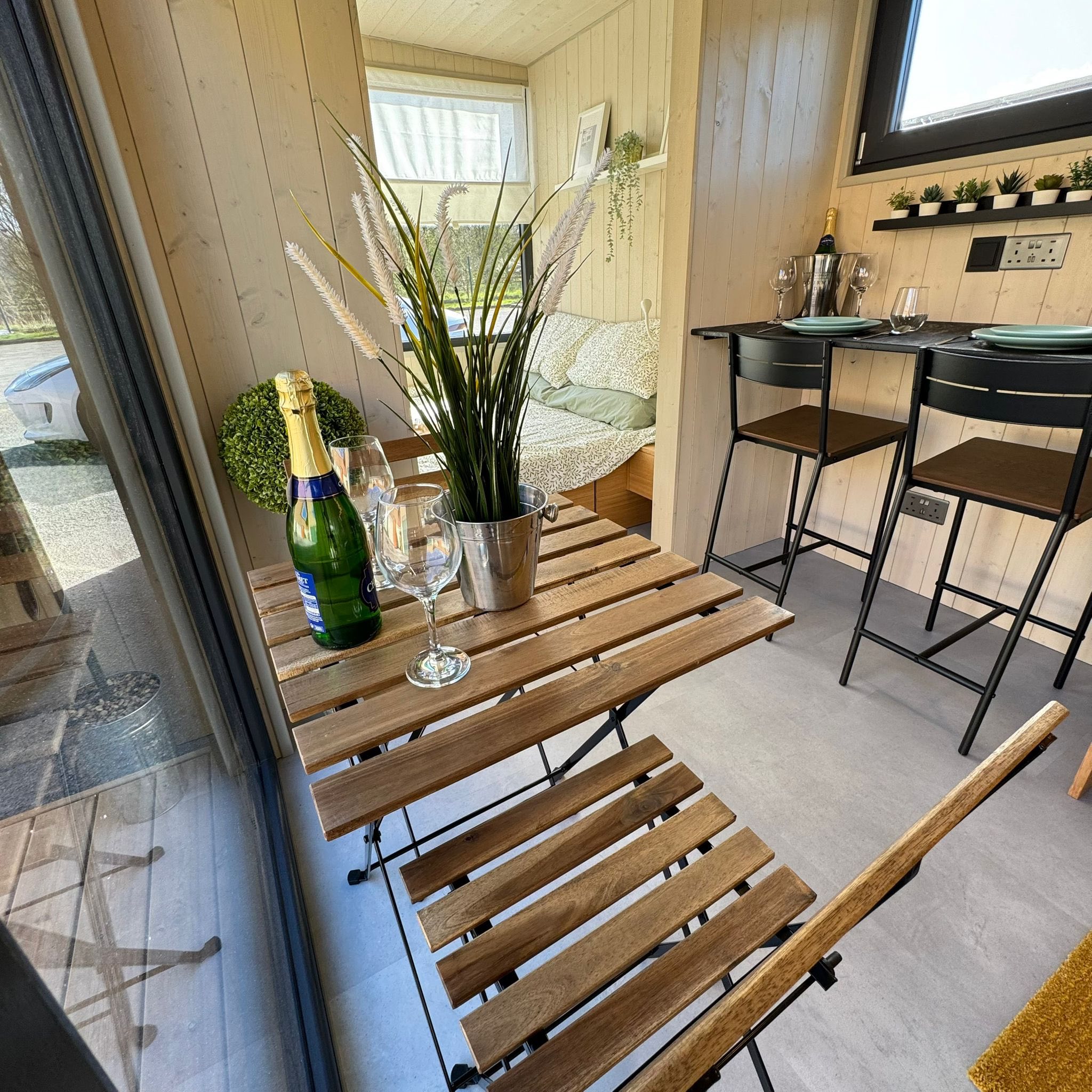Luxury Glamping Pod Newcastle - Image 9