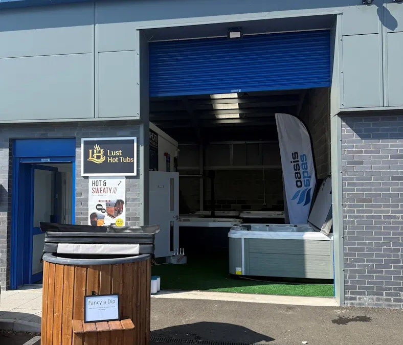 Free Delivery & Installation on All Showroom Hot Tubs – Visit Our North Shields Showroom This Weekend