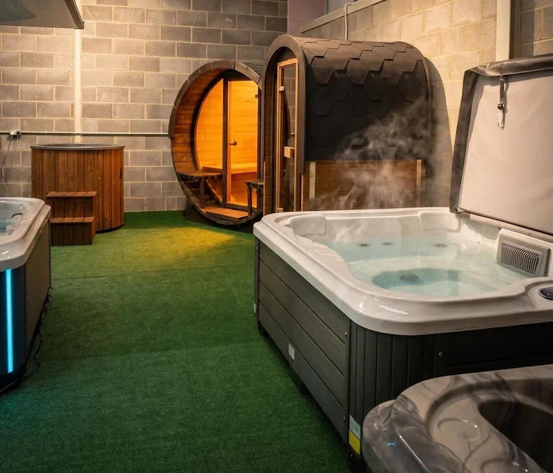 Clearance Hot Tubs Newcastle & North Shields – Showroom Exclusive Clearance Sale
